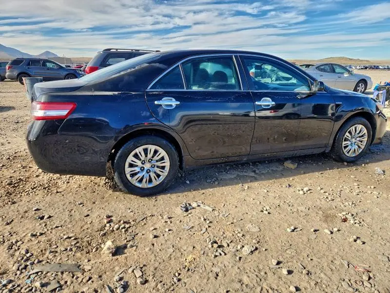 2011 TOYOTA CAMRY BASE  