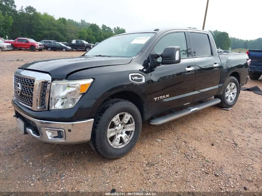 2017 NISSAN TITAN SV