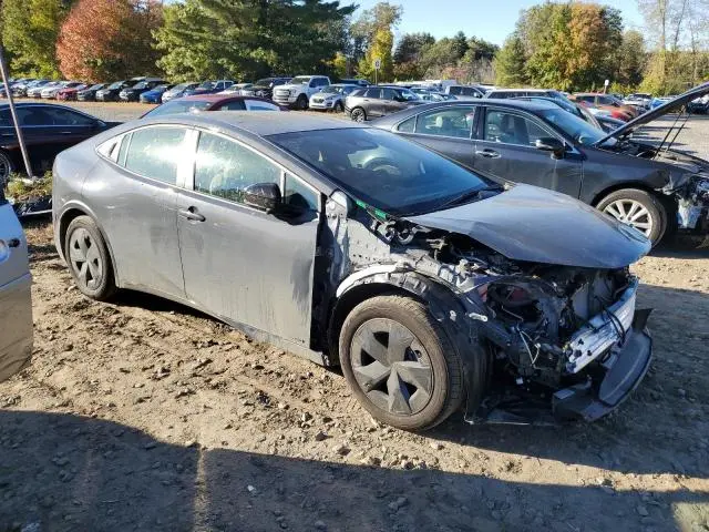 2025 TOYOTA PRIUS LE  