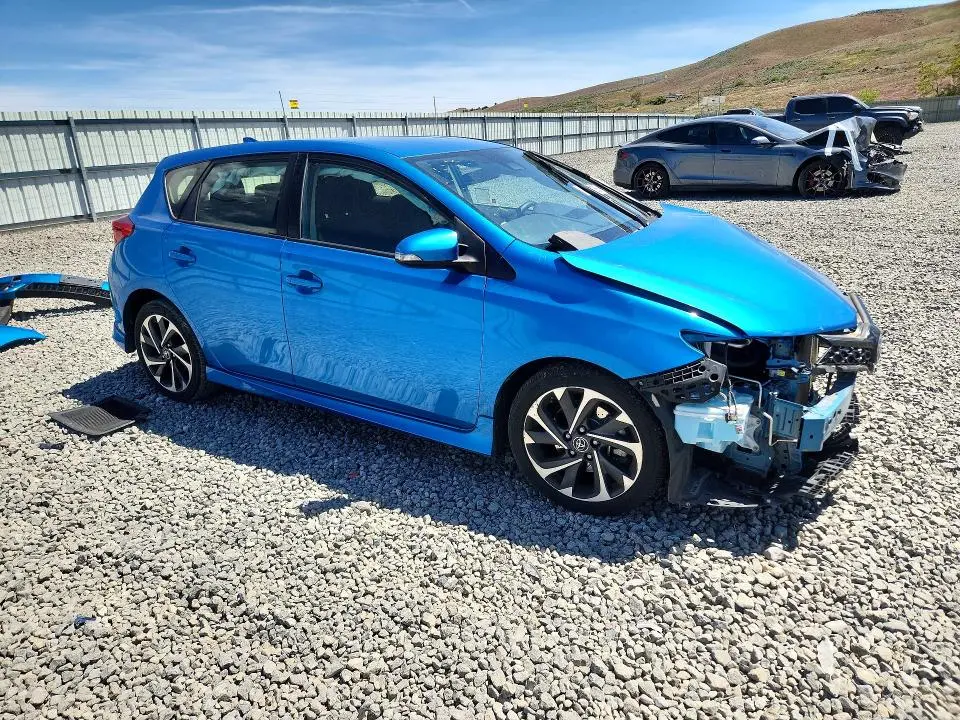2017 TOYOTA COROLLA IM BASE  