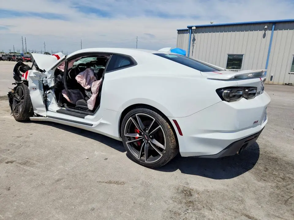 2023 CHEVROLET CAMARO LT1  