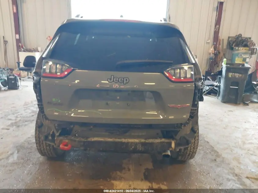 2019 JEEP CHEROKEE TRAILHAWK 4X4