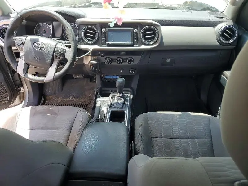 2017 TOYOTA TACOMA SR5 V6  