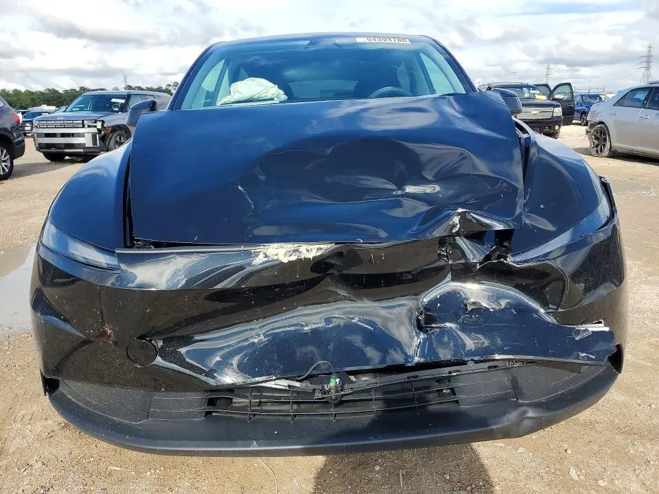 2026 TESLA MODEL Y   