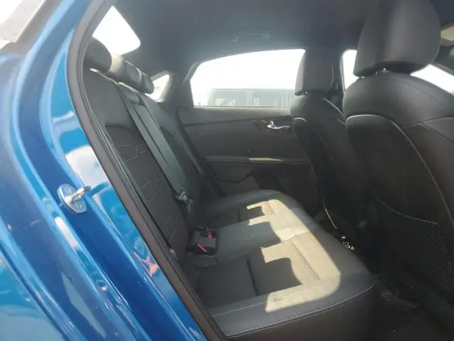 2022 KIA FORTE GT LINE  