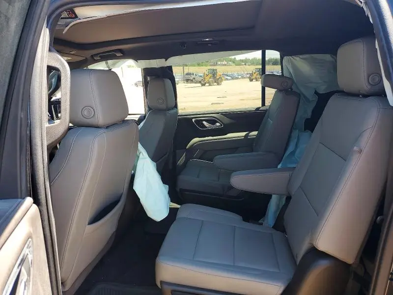 2021 CHEVROLET SUBURBAN K1500 LT  