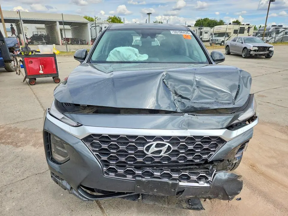 2020 HYUNDAI SANTA FE SE  