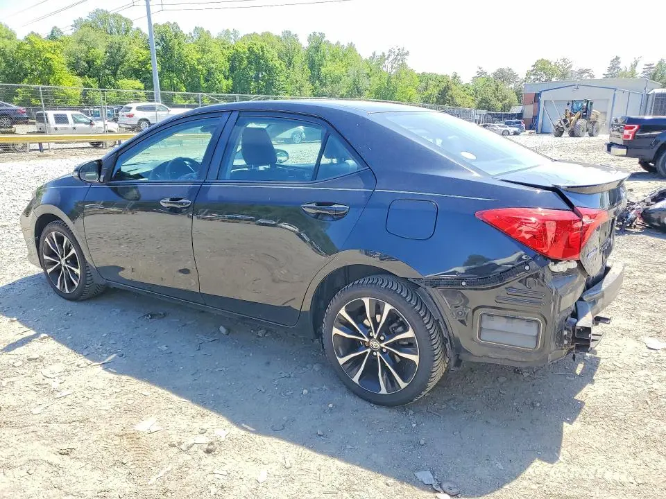 2017 TOYOTA COROLLA SE  