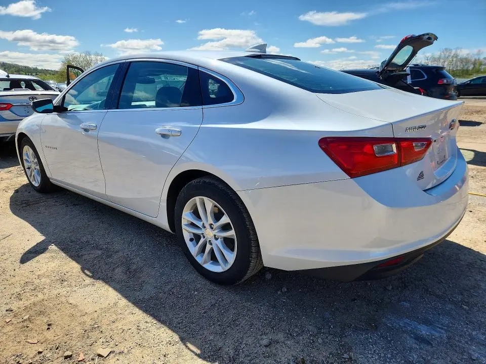 2017 CHEVROLET MALIBU LT  