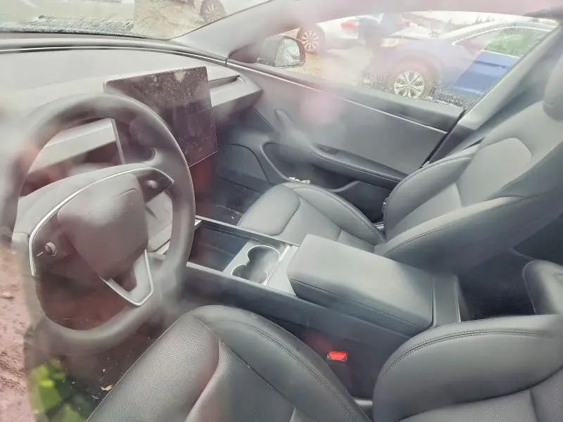 2024 TESLA MODEL 3   