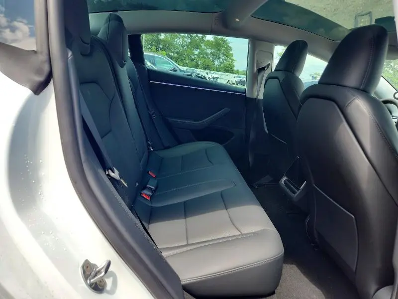 2026 TESLA MODEL 3   