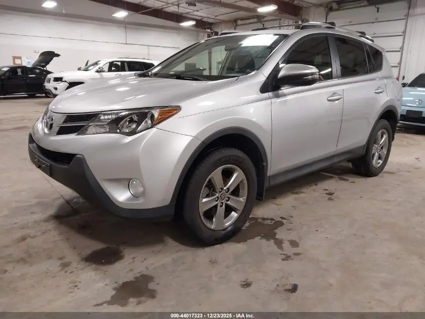 2015 TOYOTA RAV4 XLE