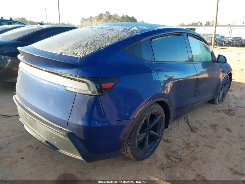 2026 TESLA MODEL Y RWD