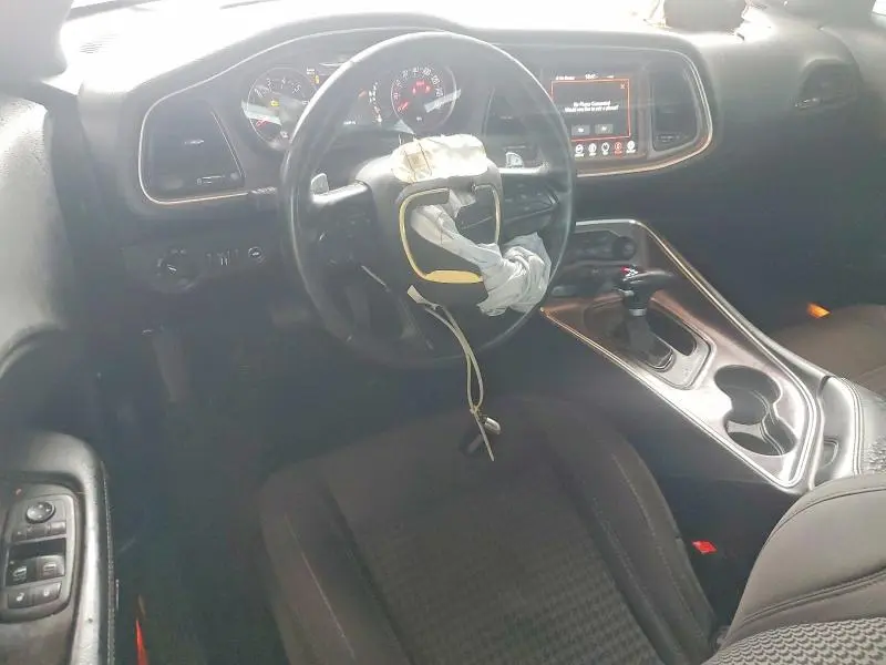 2017 DODGE CHALLENGER SXT  