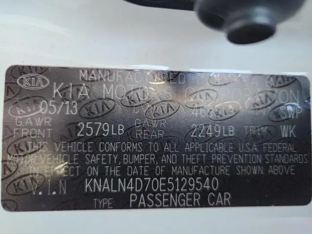 2014 KIA CADENZA PREMIUM  