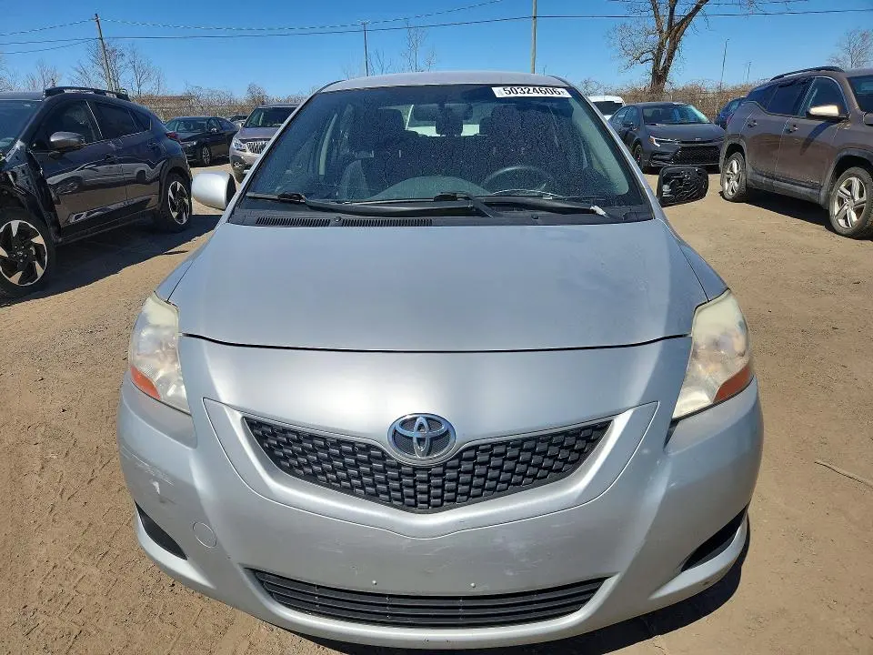 2010 TOYOTA YARIS BASE  