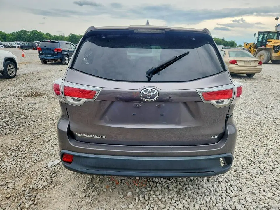 2014 TOYOTA HIGHLANDER LE PLUS  