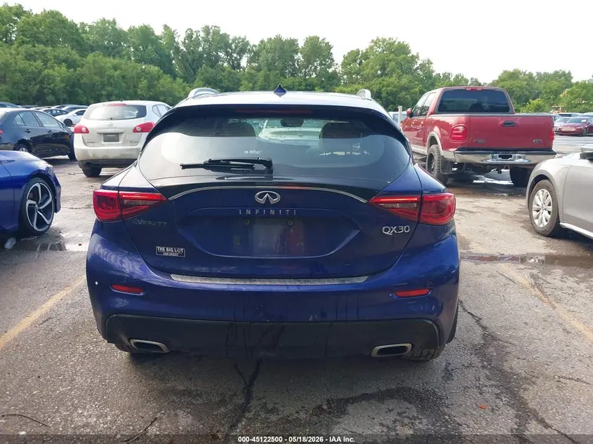 2019 INFINITI QX30 LUXE
