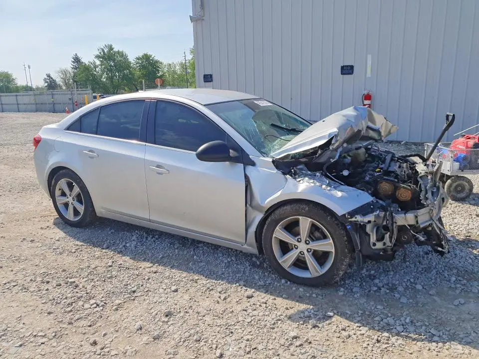 2012 CHEVROLET CRUZE LS  