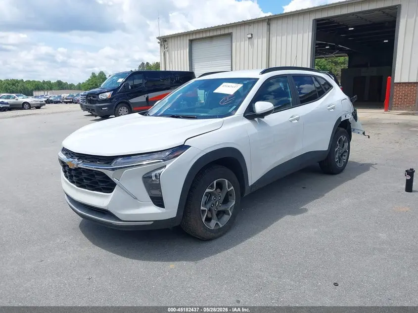 2024 CHEVROLET TRAX FWD LT