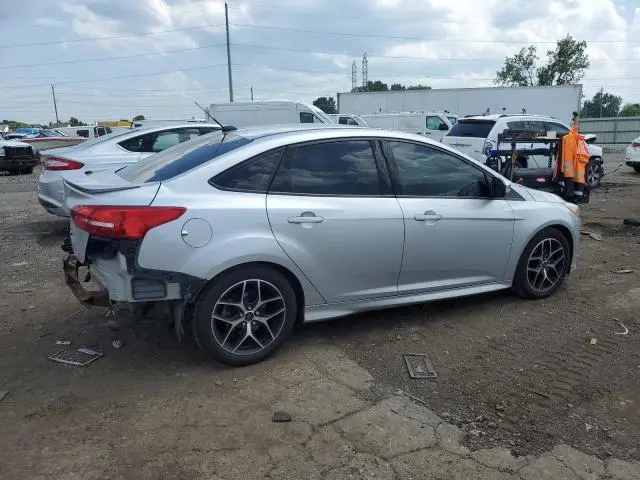 2015 FORD FOCUS SE  