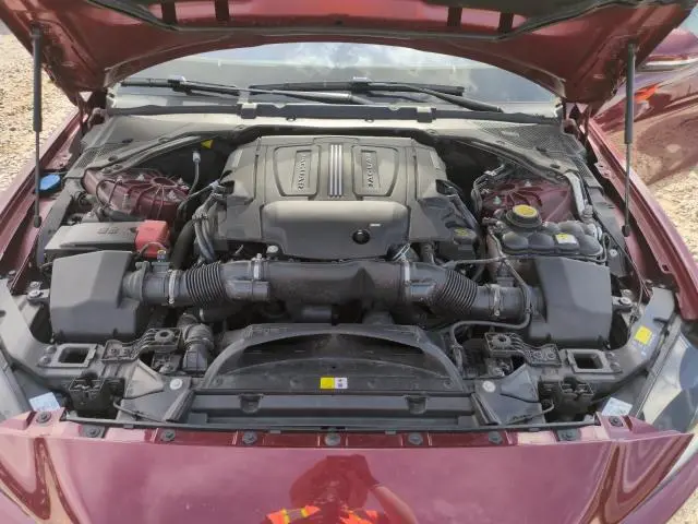 2017 JAGUAR XE R - SPORT  