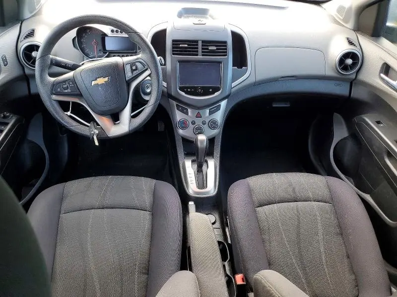 2015 CHEVROLET SONIC LT  