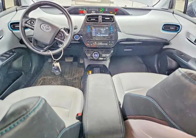 2019 TOYOTA PRIUS XLE  