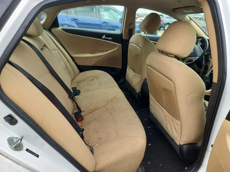 2014 HYUNDAI SONATA GLS  