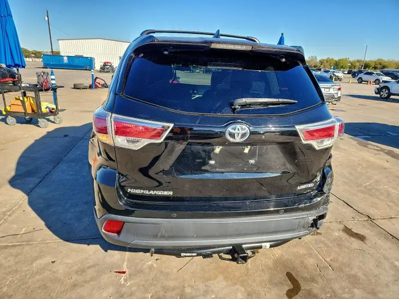 2016 TOYOTA HIGHLANDER LIMITED  