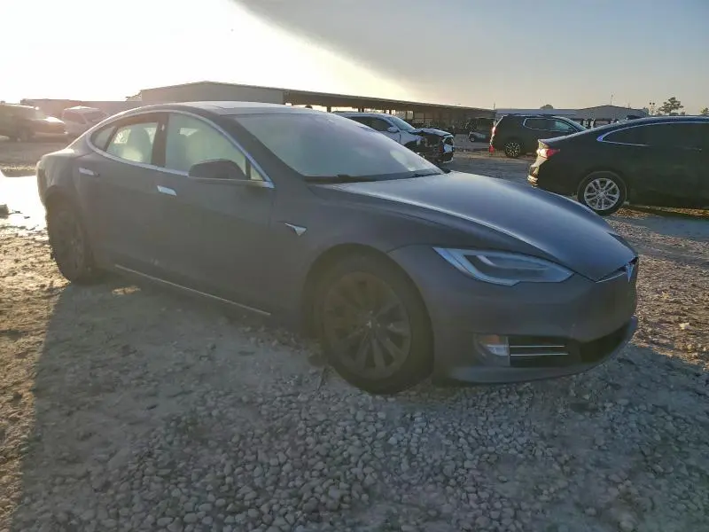 2018 TESLA MODEL S   