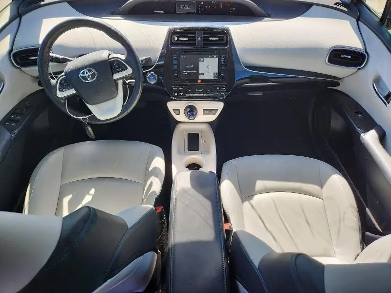 2016 TOYOTA PRIUS FOUR TOURING  