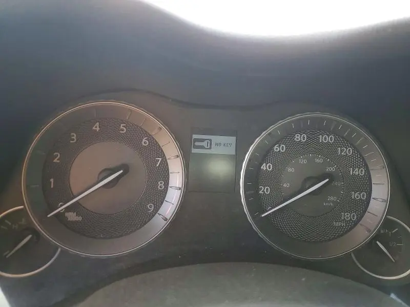 2015 INFINITI Q70 3.7  