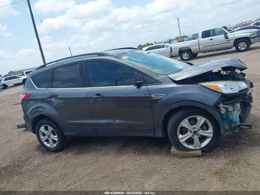 2015 FORD ESCAPE SE