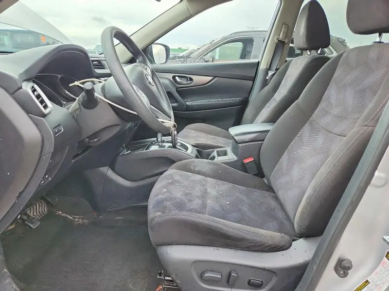 2015 NISSAN ROGUE SV  