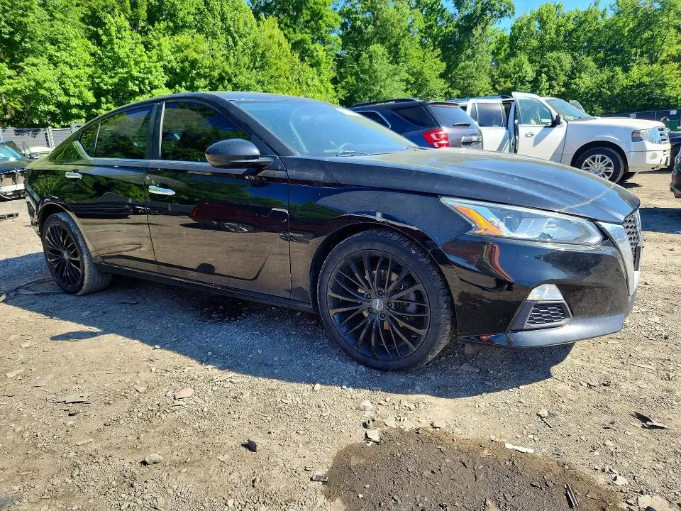 2019 NISSAN ALTIMA S  