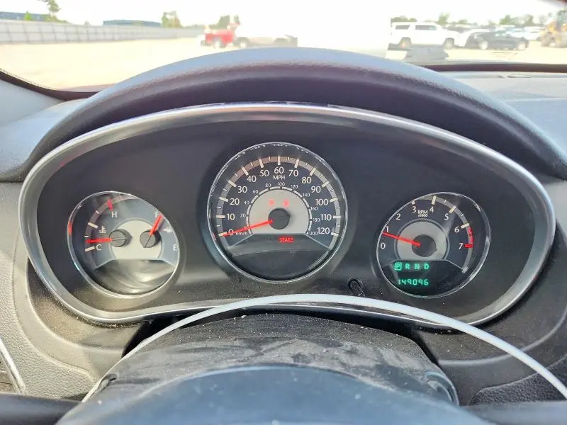 2014 CHRYSLER 200 LX  