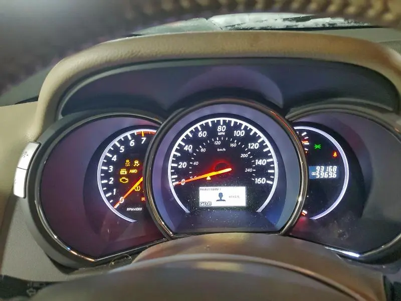 2011 NISSAN MURANO S  