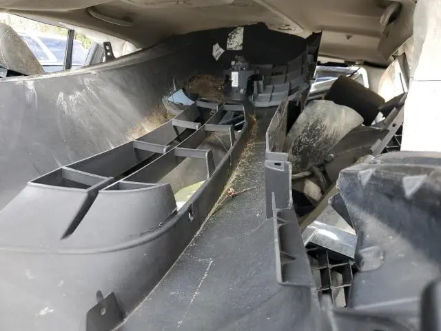 2010 NISSAN ARMADA SE  