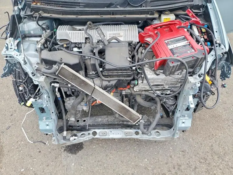 2014 TOYOTA PRIUS THREE  