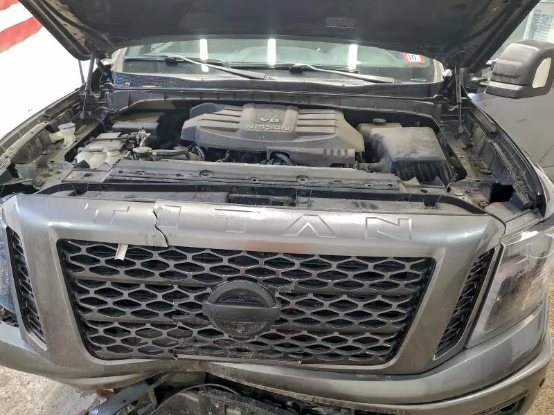 2018 NISSAN TITAN SV  