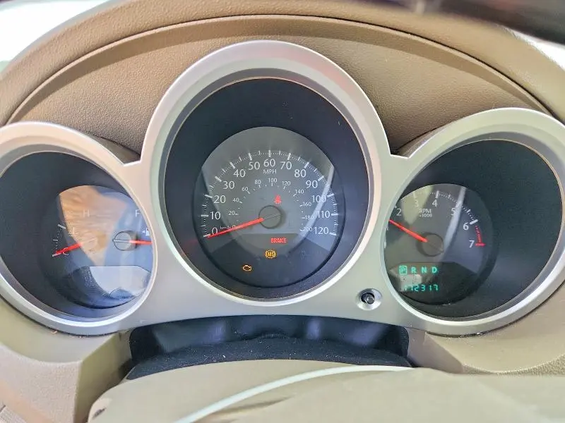 2010 CHRYSLER SEBRING LIMITED  