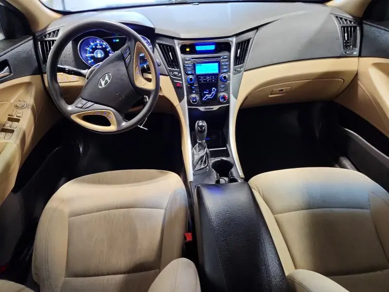 2013 HYUNDAI SONATA GLS  