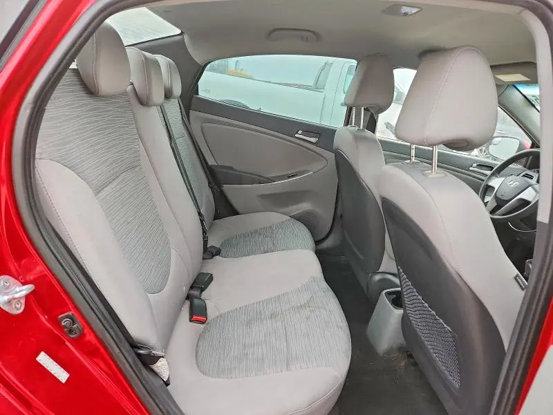 2015 HYUNDAI ACCENT GLS  