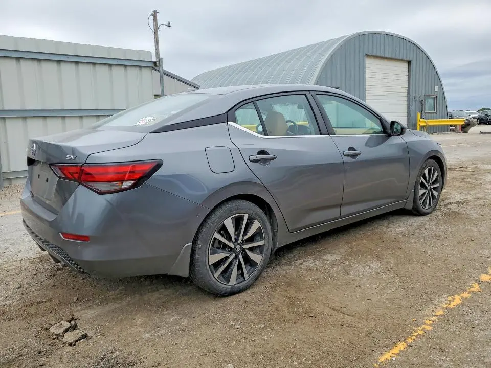 2021 NISSAN SENTRA SV  