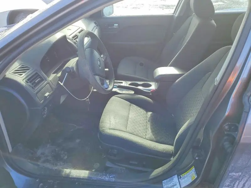 2011 FORD FUSION SE  