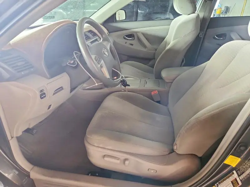 2011 TOYOTA CAMRY LE  