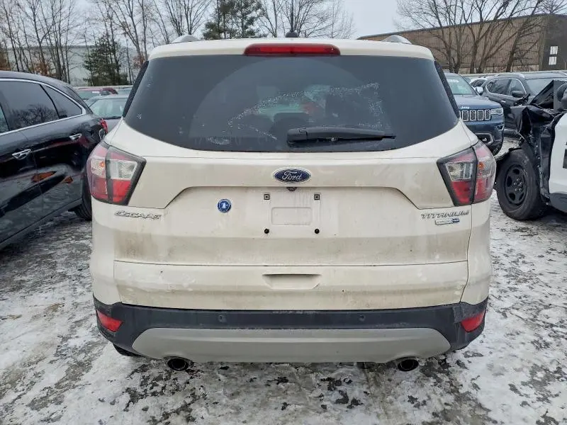 2017 FORD ESCAPE TITANIUM  