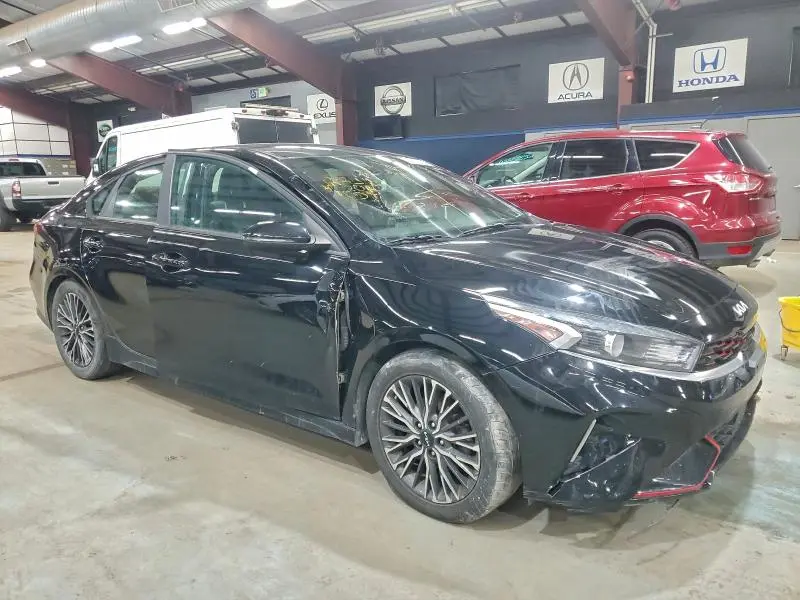 2022 KIA FORTE GT LINE  