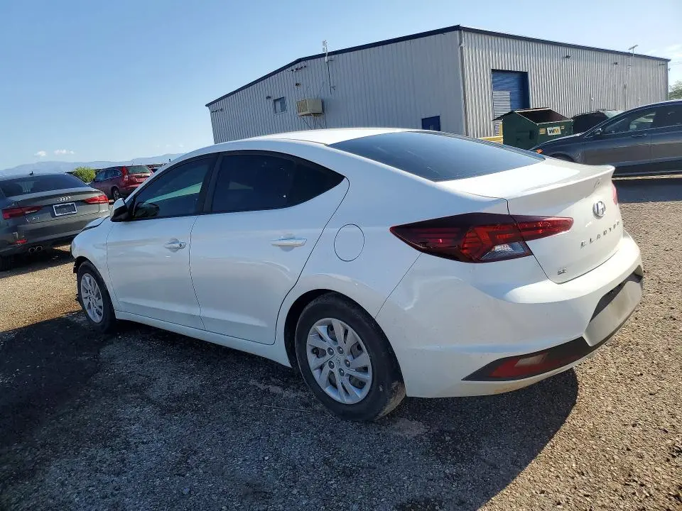 2020 HYUNDAI ELANTRA SE  